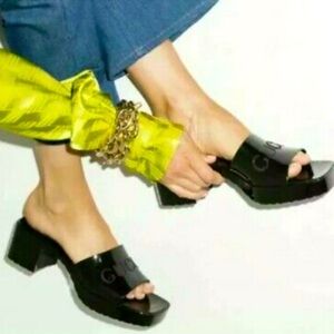 SIZE 37 GUCCI BLOCK SLIDES PLATFORM